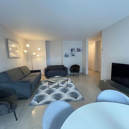 Le Mont-Veyrier, Parking Et Vue Apartment Annecy Exterior photo