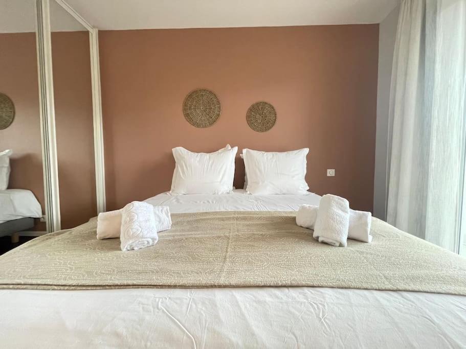 Le Mont-Veyrier, Parking Et Vue Apartment Annecy Exterior photo