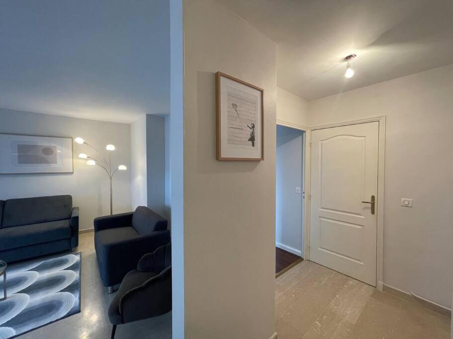 Le Mont-Veyrier, Parking Et Vue Apartment Annecy Exterior photo