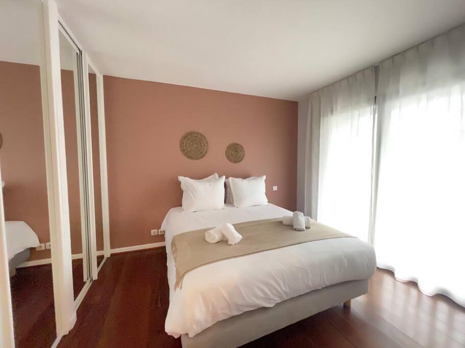 Le Mont-Veyrier, Parking Et Vue Apartment Annecy Exterior photo